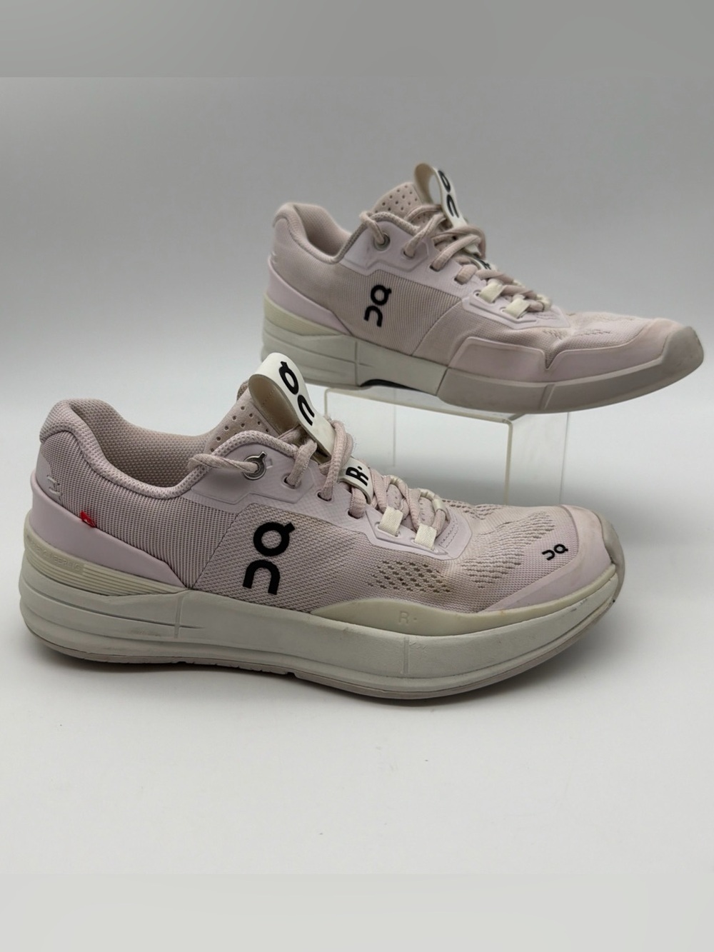 On Running The Roger Pro Tennis Shoes Women's 7.5 Orchid Ice Pink Speedboard